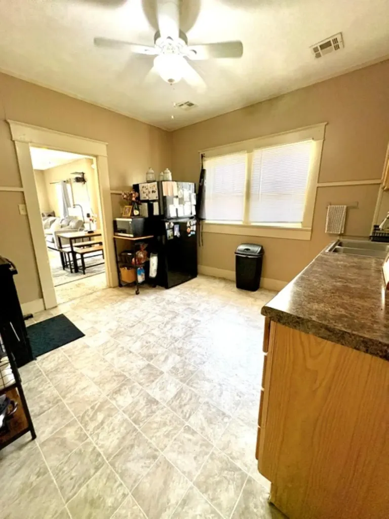 1218 W Central Avenue El Dorado KS 67042