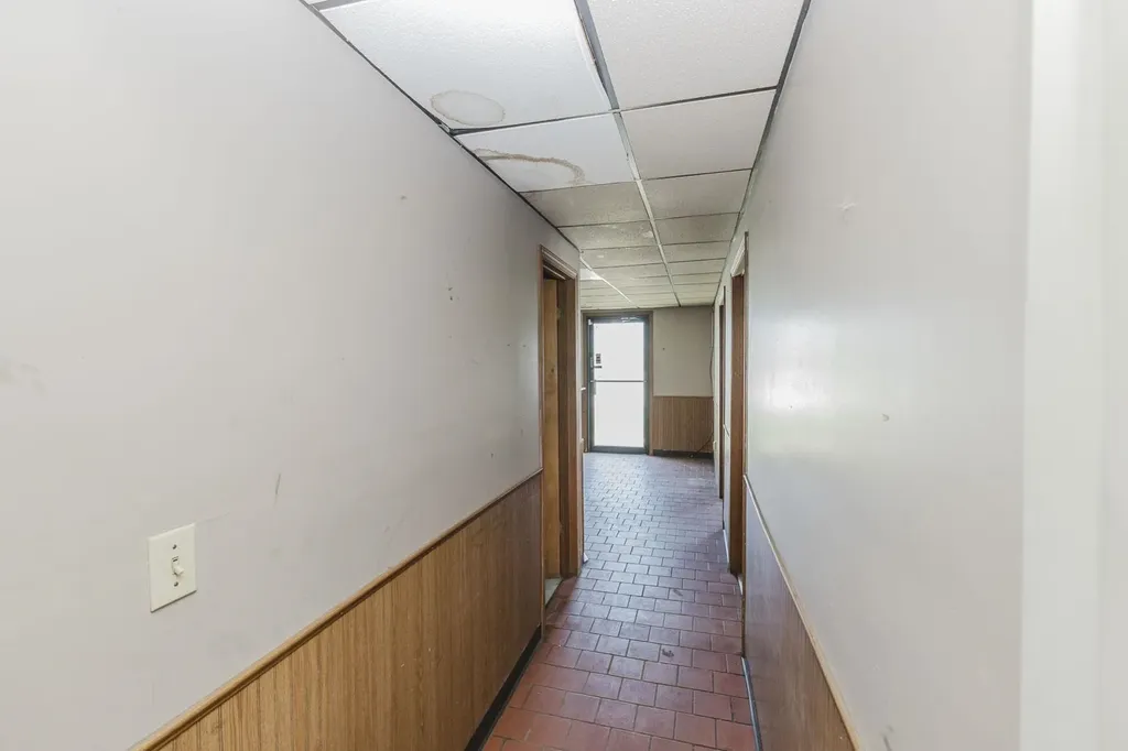 3315 E Central Winfield KS 67156