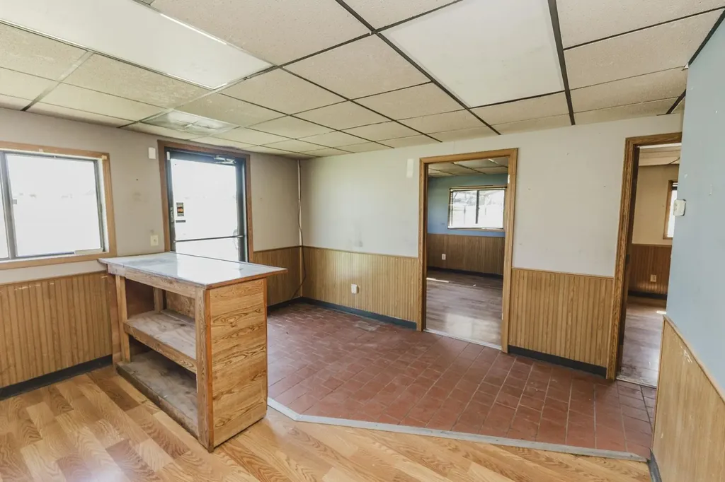 3315 E Central Winfield KS 67156