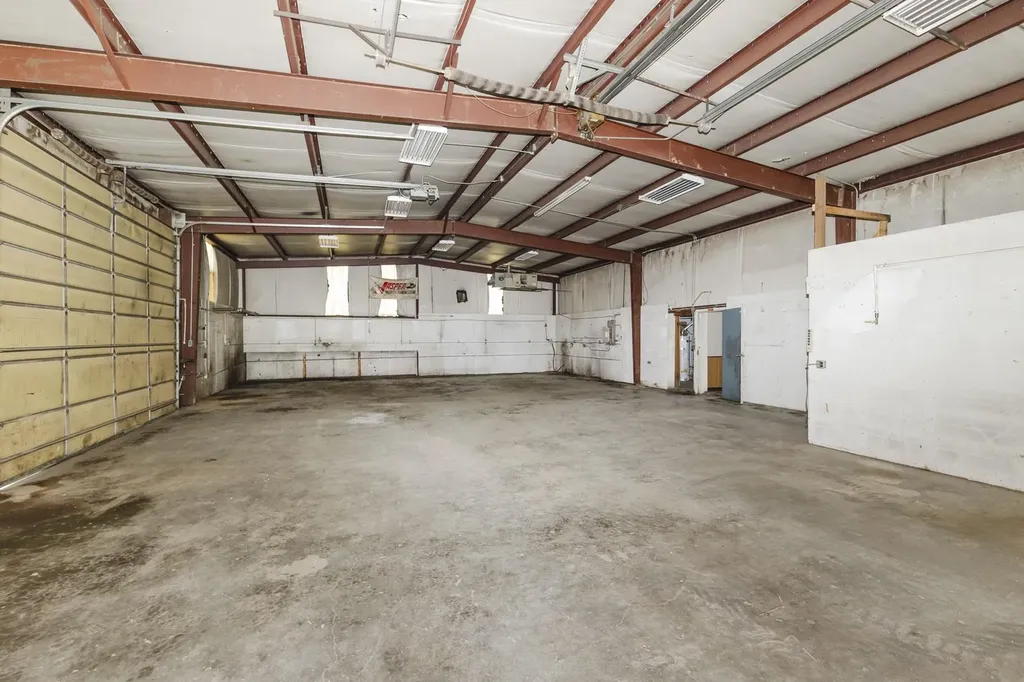 3315 E Central Winfield KS 67156