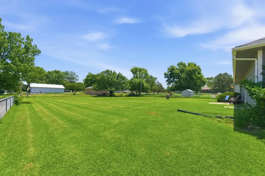 314 N Ellson Street Wichita KS 67206