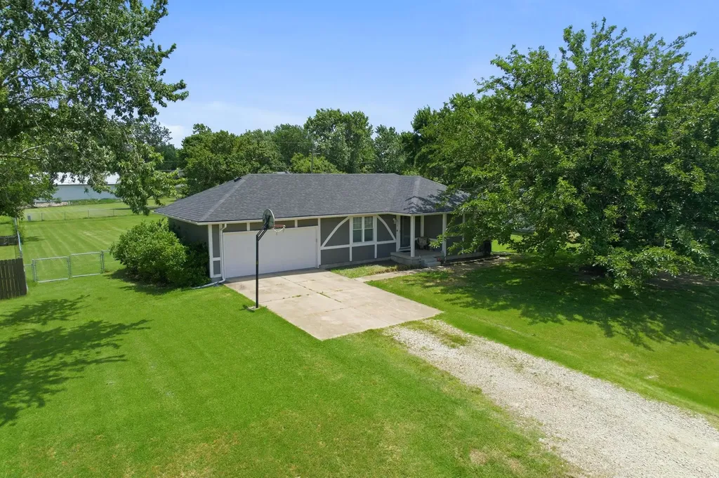 314 N Ellson Street Wichita KS 67206
