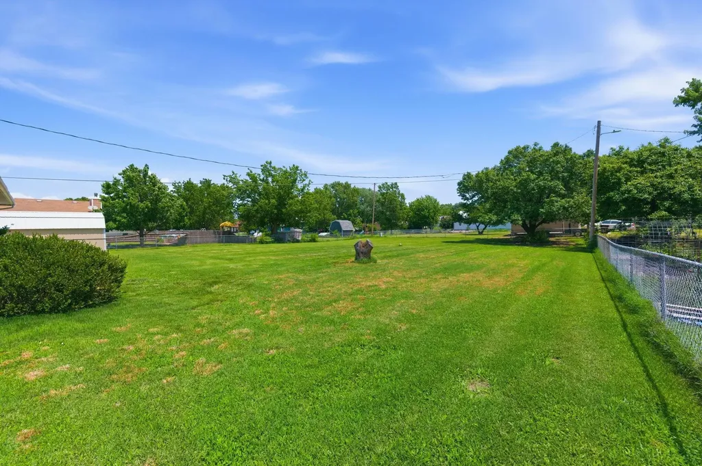 314 N Ellson Street Wichita KS 67206