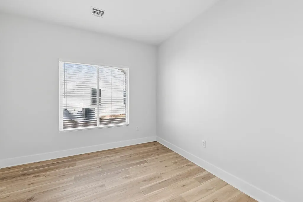 5312 W Rolly Street Wichita KS 67215