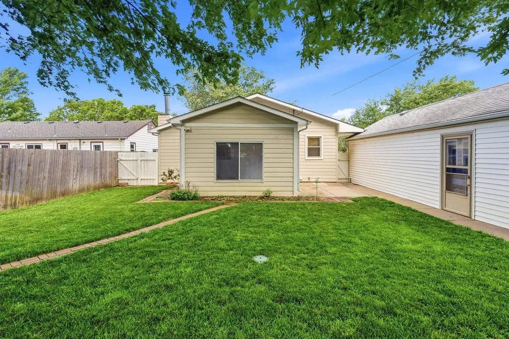 2908 S Millwood Wichita KS 67217