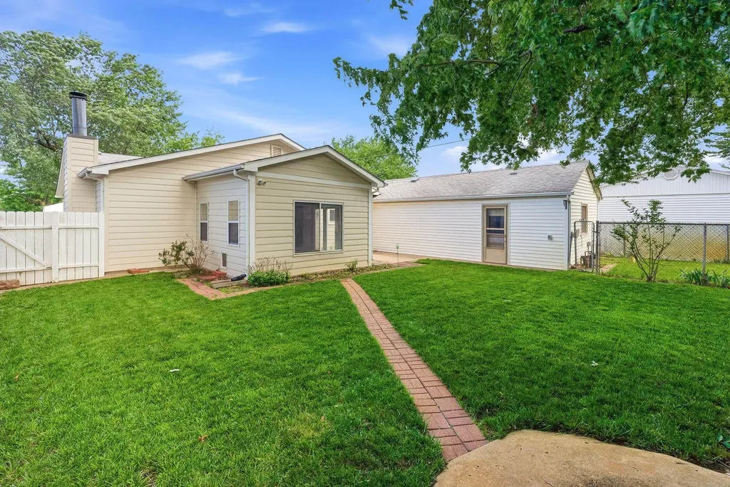 2908 S Millwood Wichita KS 67217