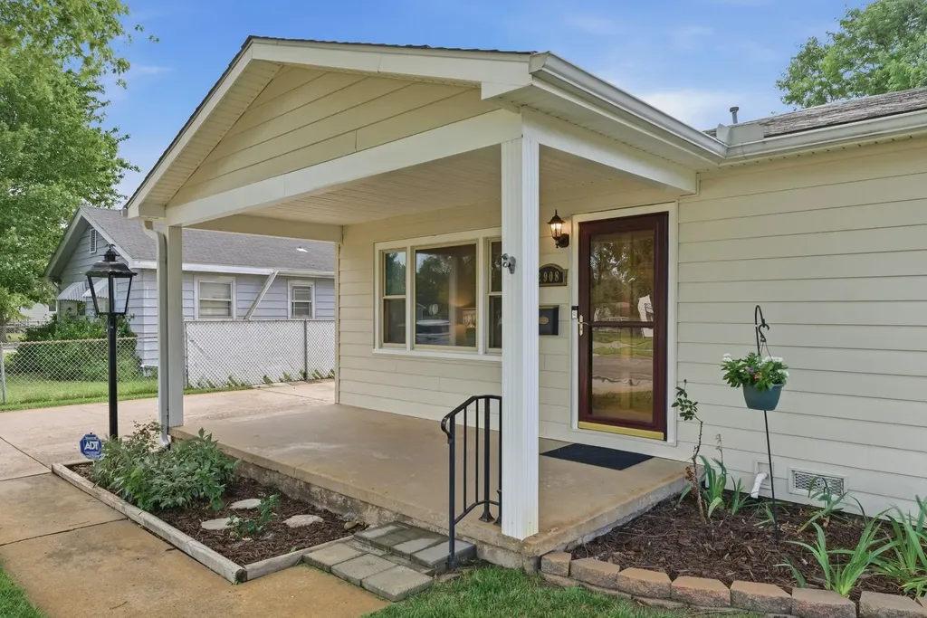 2908 S Millwood Wichita KS 67217
