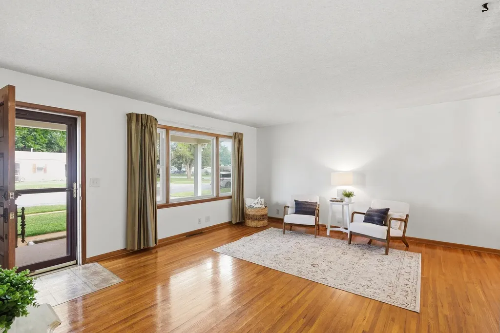 2908 S Millwood Wichita KS 67217