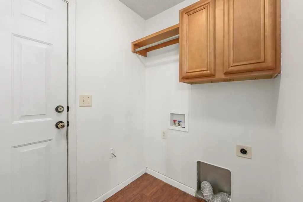 502 W 56th Wichita KS 67217