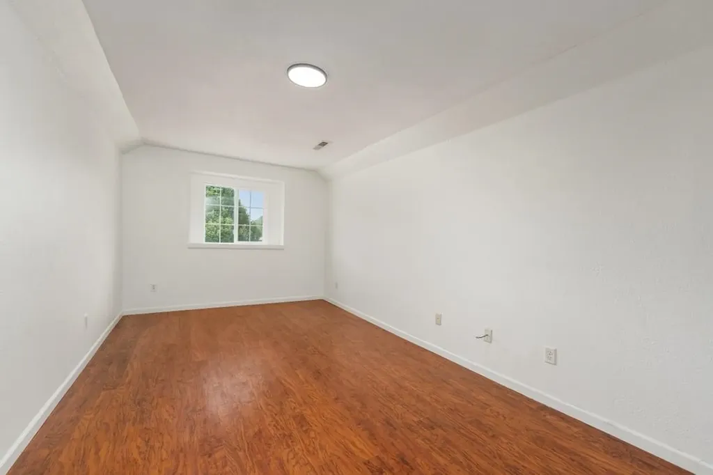 502 W 56th Wichita KS 67217