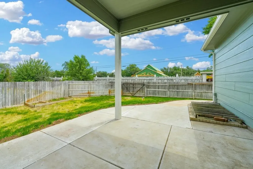 502 W 56th Wichita KS 67217