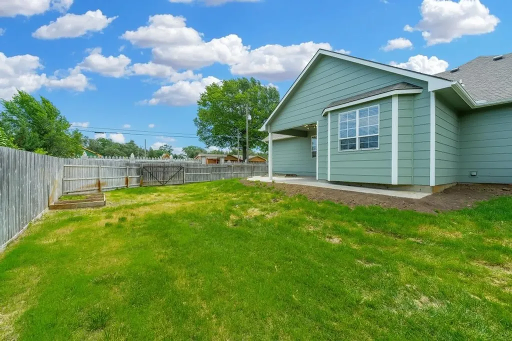 502 W 56th Wichita KS 67217