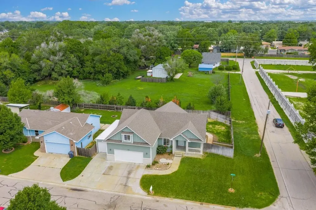 502 W 56th Wichita KS 67217