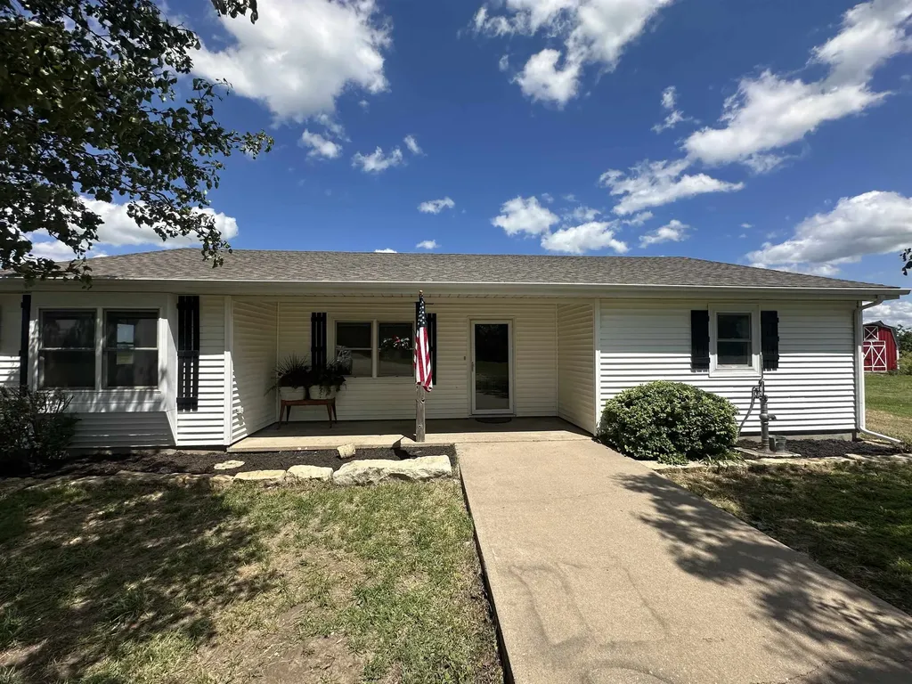 1476 SE Grant Road El Dorado KS 67402