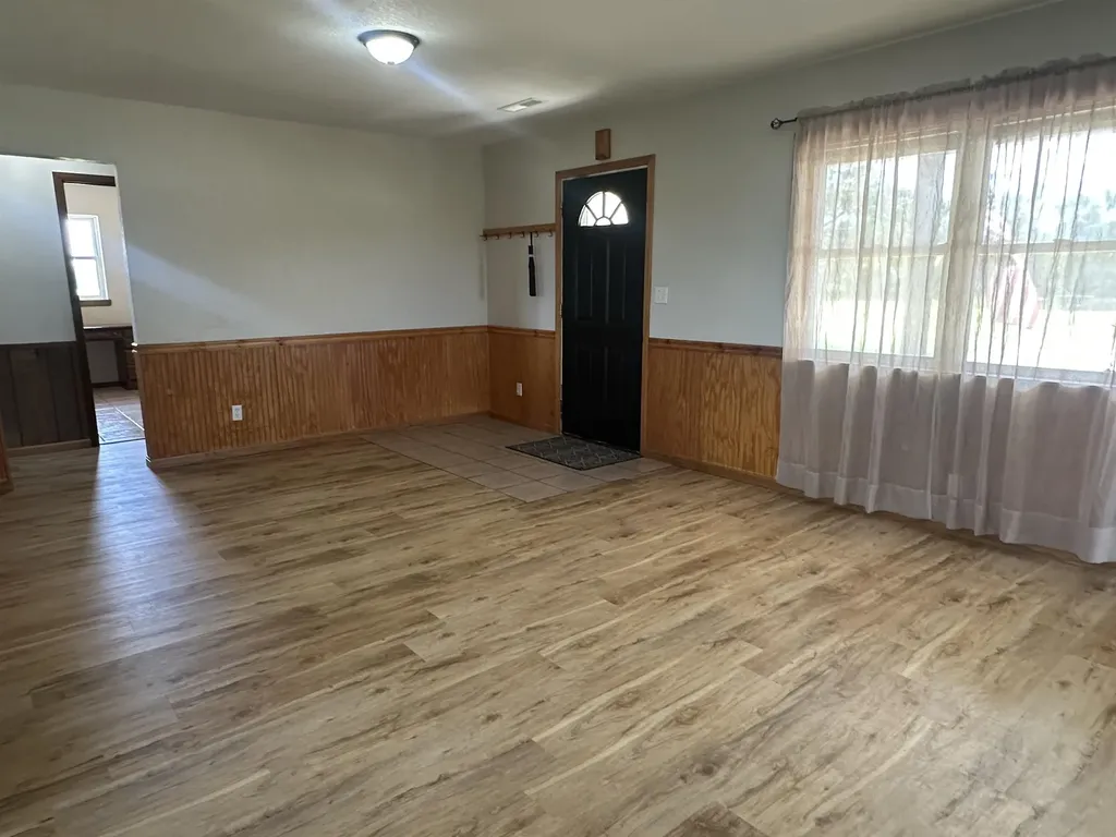 1476 SE Grant Road El Dorado KS 67402