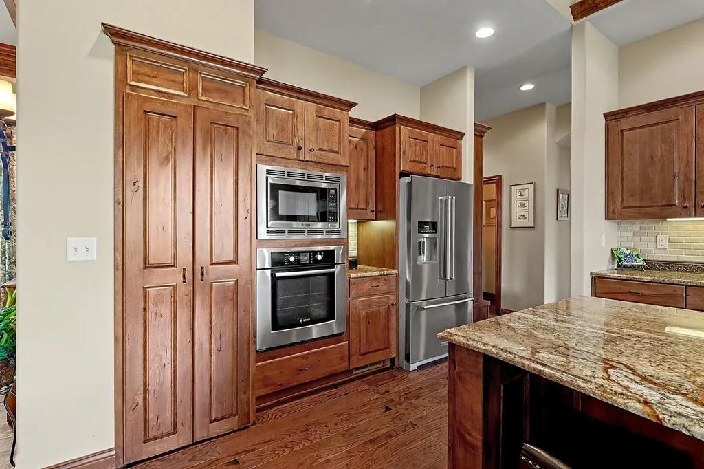 1610 N Graystone Wichita KS 67230