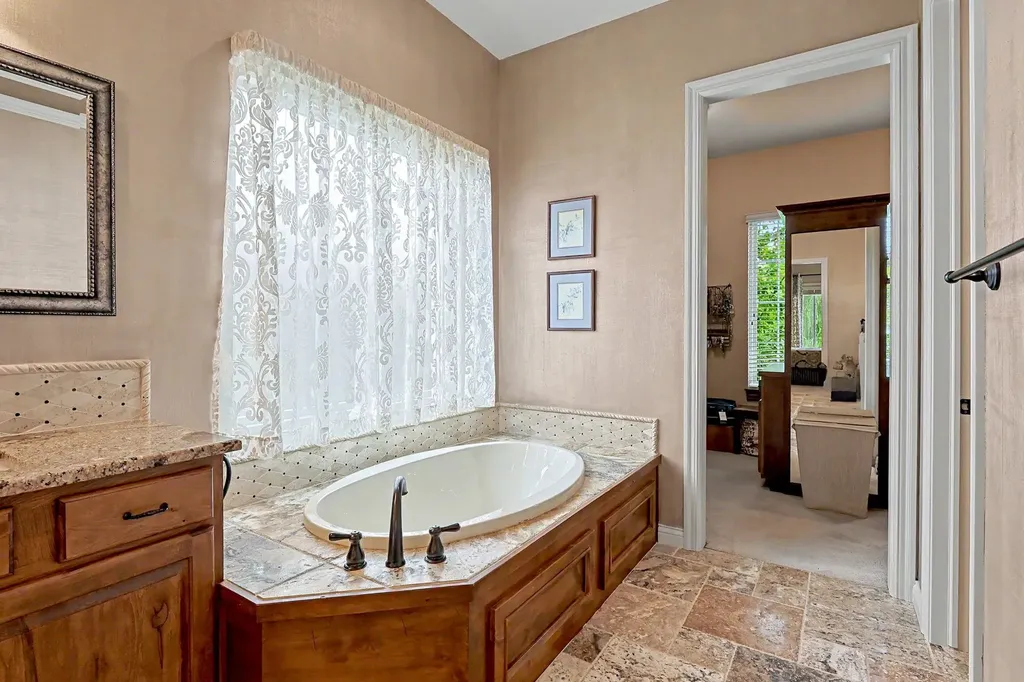 1610 N Graystone Wichita KS 67230