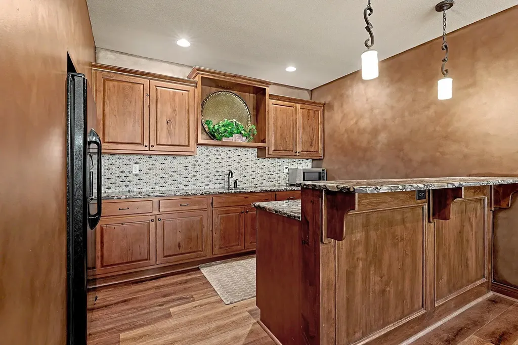 1610 N Graystone Wichita KS 67230
