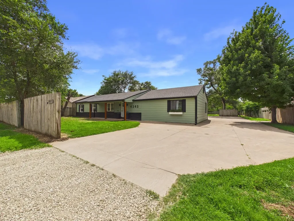 4345 S Handley Wichita KS 67217