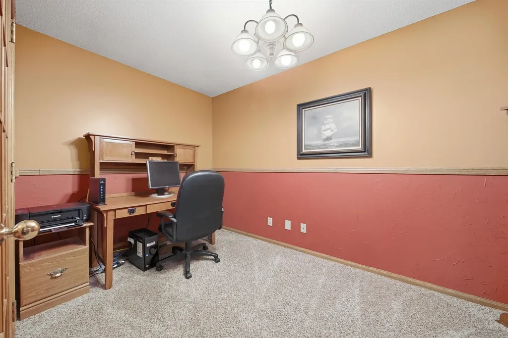 931 N Toh N Hah Court Wichita KS 67212