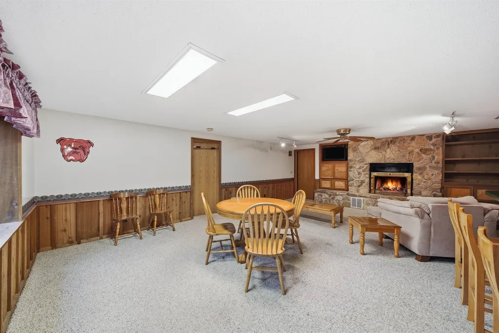 931 N Toh N Hah Court Wichita KS 67212