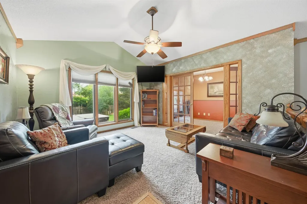 931 N Toh N Hah Court Wichita KS 67212