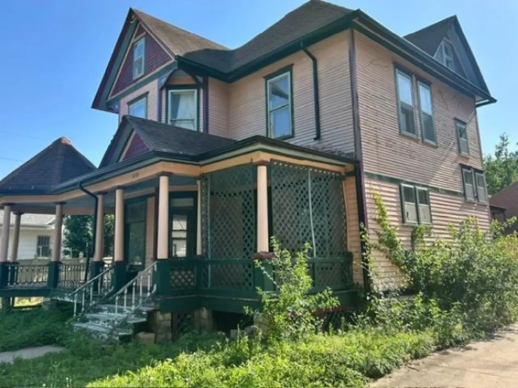 416 S G Street Wellington KS 67152