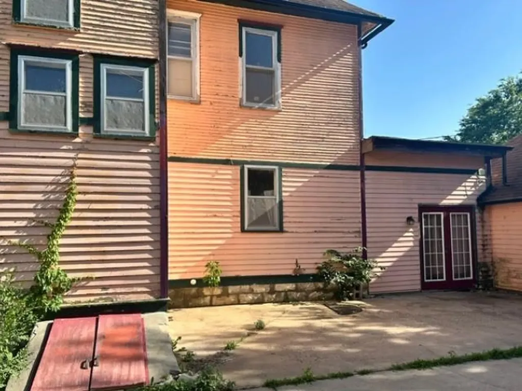 416 S G Street Wellington KS 67152