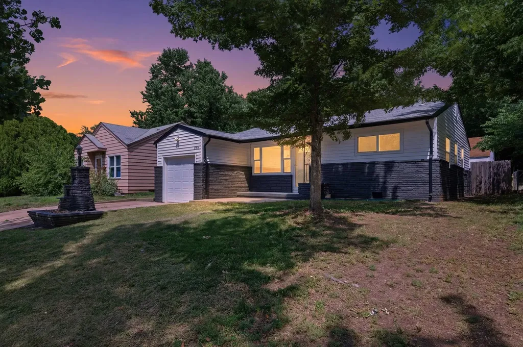 2308 S Belmont Avenue Wichita KS 67218