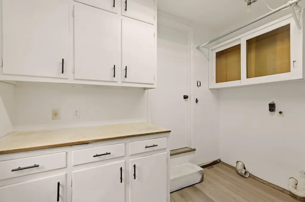 2308 S Belmont Avenue Wichita KS 67218