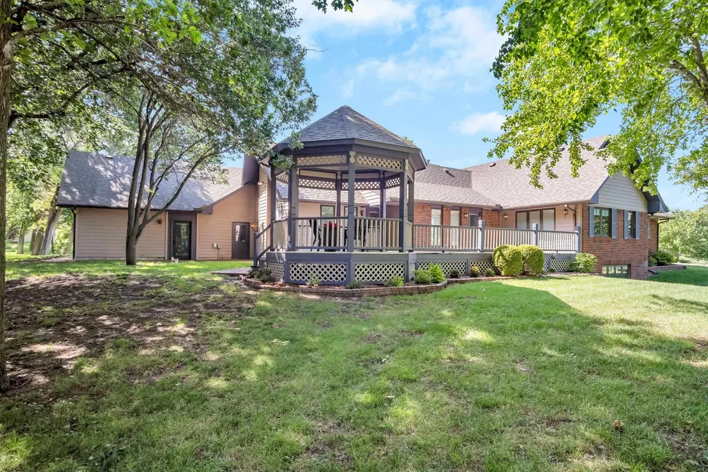 301 Campus Court North Newton KS 67117