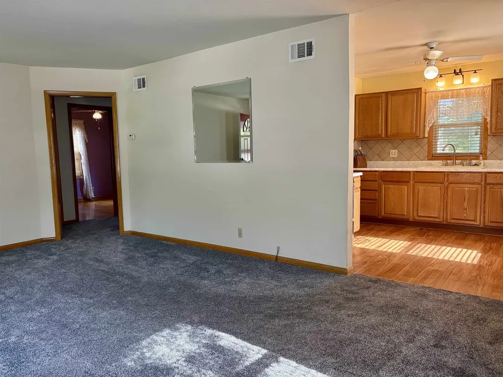 1217 W Stillwell Wichita KS 67213