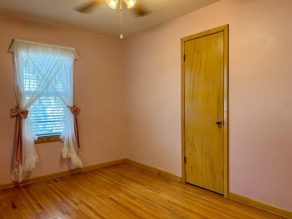 1217 W Stillwell Wichita KS 67213