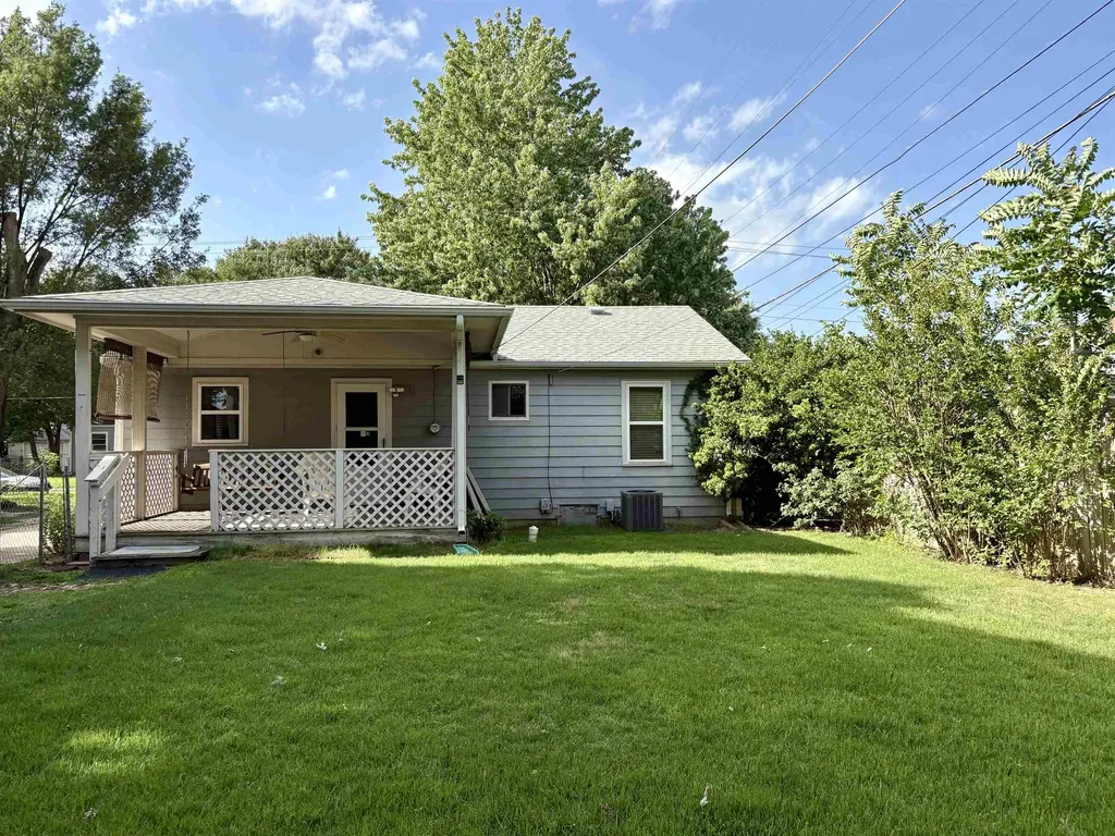 1217 W Stillwell Wichita KS 67213