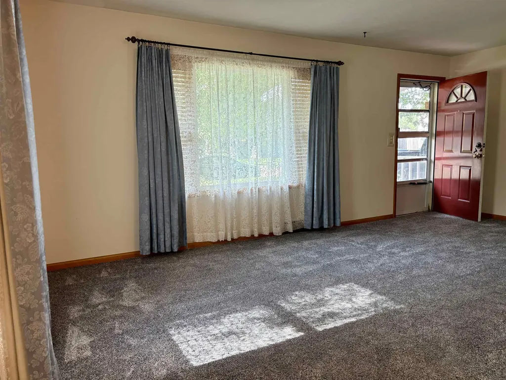 1217 W Stillwell Wichita KS 67213