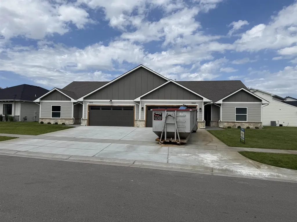 5568 Wandering Way Maize KS 67101