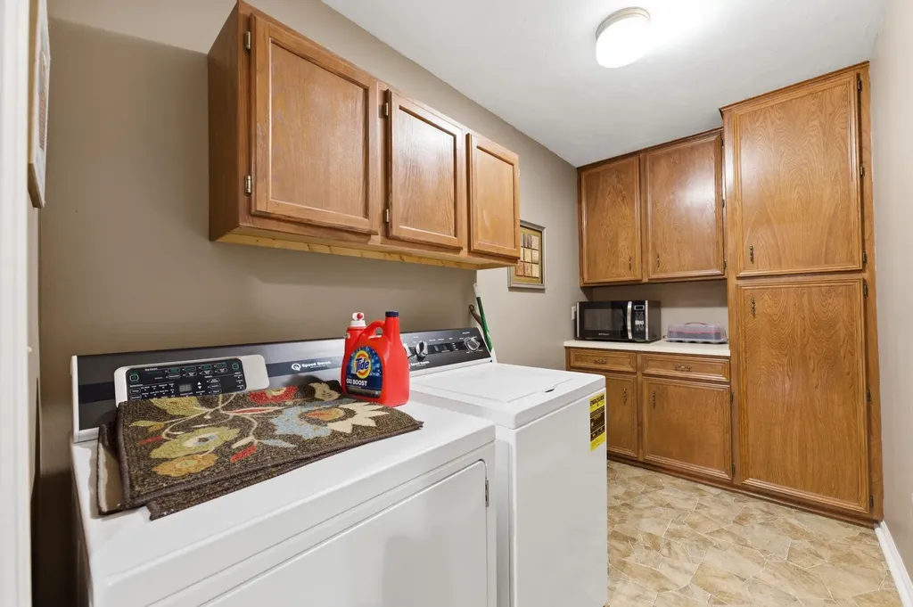 6533 N Rico Road Wichita KS 67204