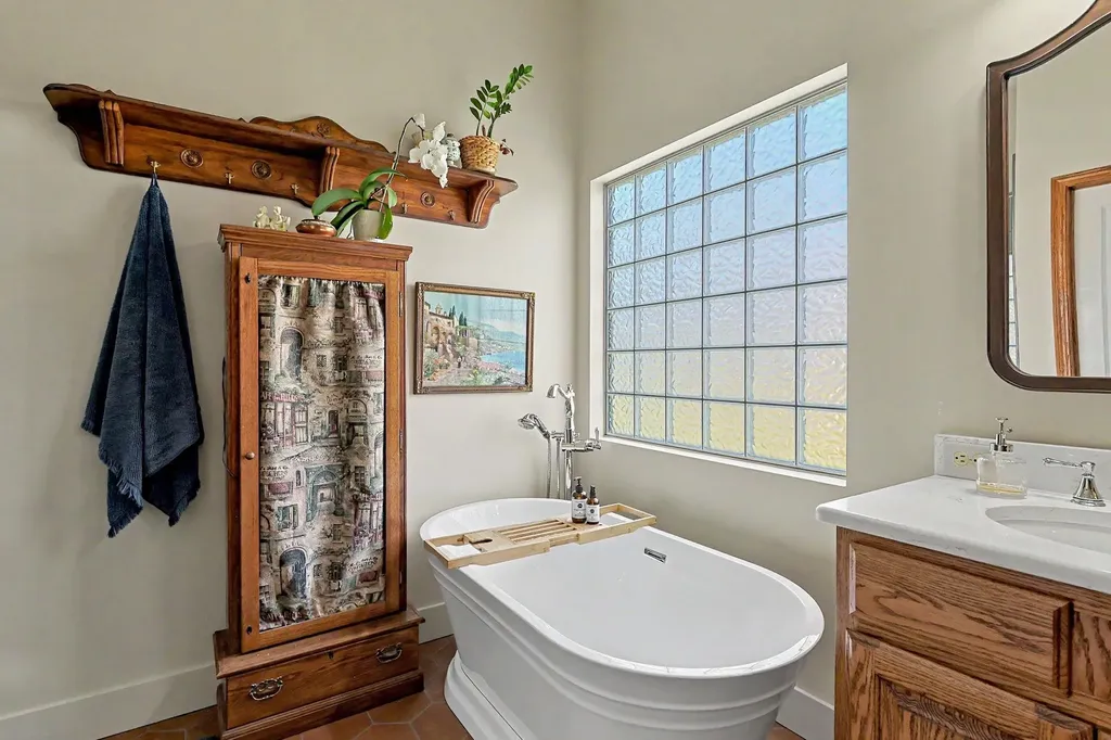 310 N Kentucky Wichita KS 67235
