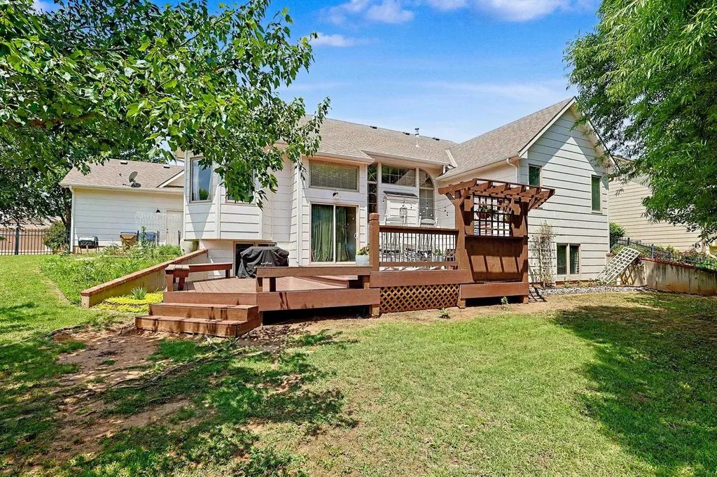 310 N Kentucky Wichita KS 67235