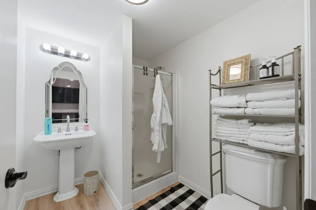 24 E Douglas Avenue Eastborough KS 67206