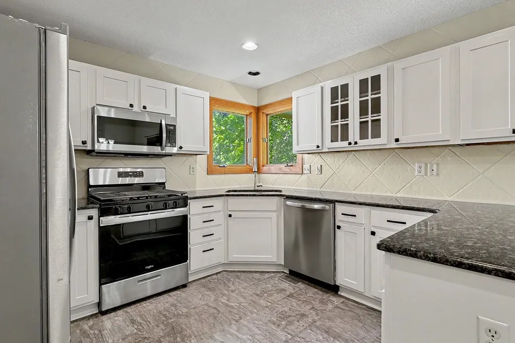 11901 W Britton Street Wichita KS 67205-2048