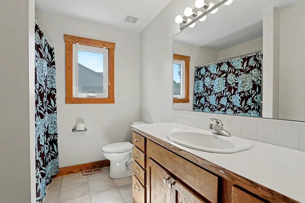 11901 W Britton Street Wichita KS 67205-2048
