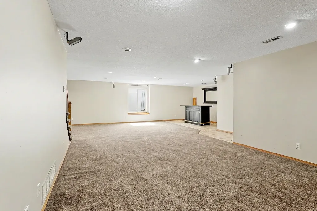 11901 W Britton Street Wichita KS 67205-2048