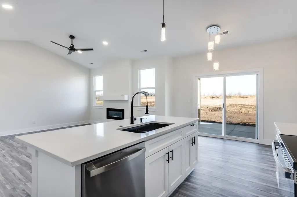 193 S Sycamore Drive Valley Center KS 67147