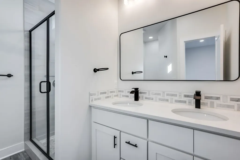 193 S Sycamore Drive Valley Center KS 67147
