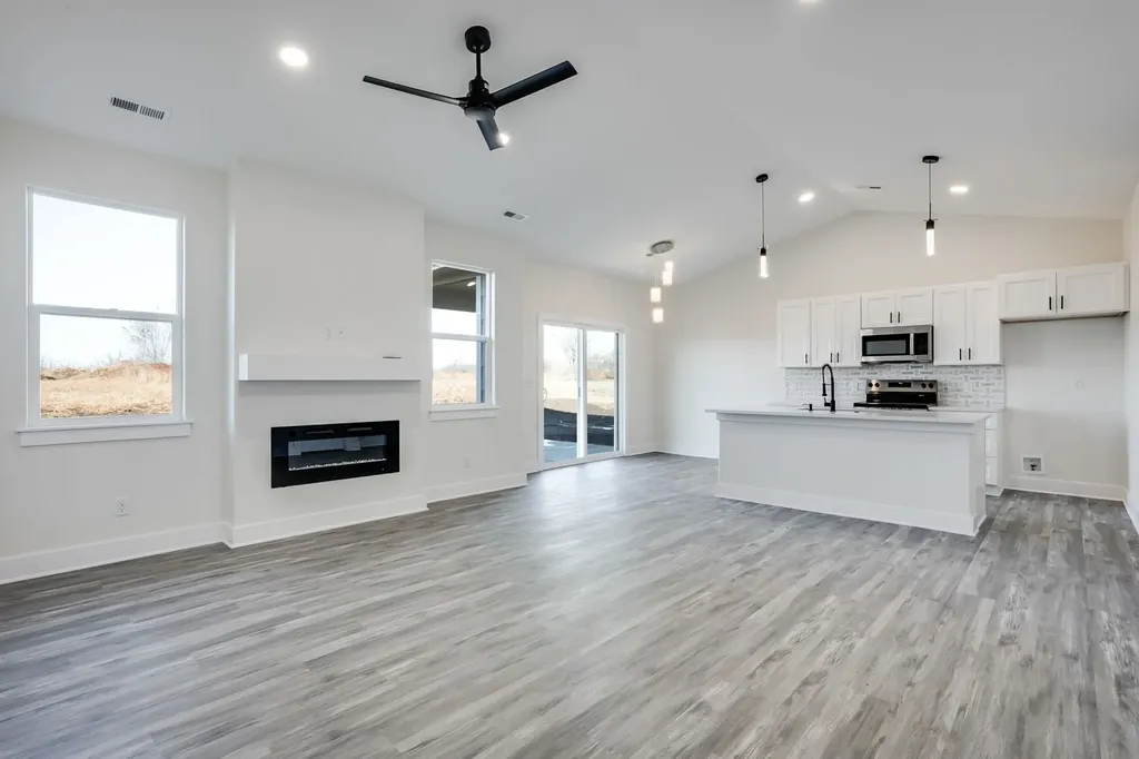 193 S Sycamore Drive Valley Center KS 67147