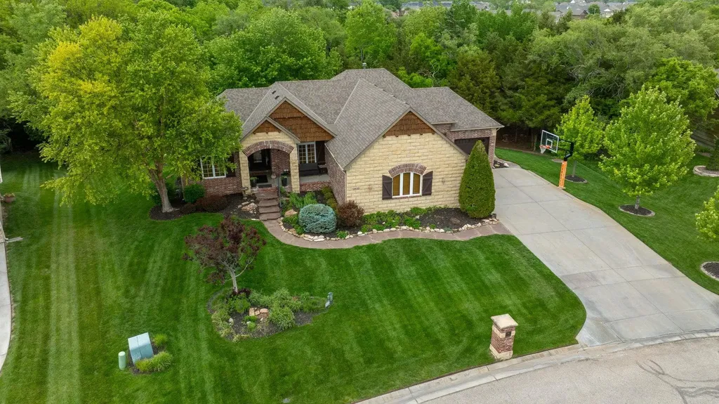 12630 E Zimmerly Court Wichita KS 67207