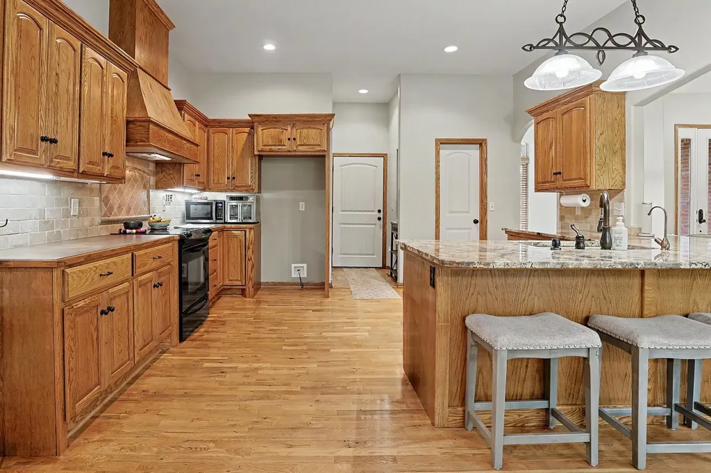 12630 E Zimmerly Court Wichita KS 67207