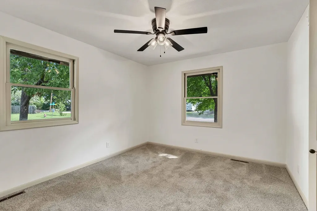 3249 N Hood Court Wichita KS 67204