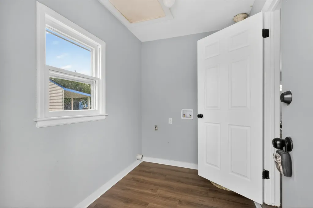 2323 N Estelle Avenue Wichita KS 67219